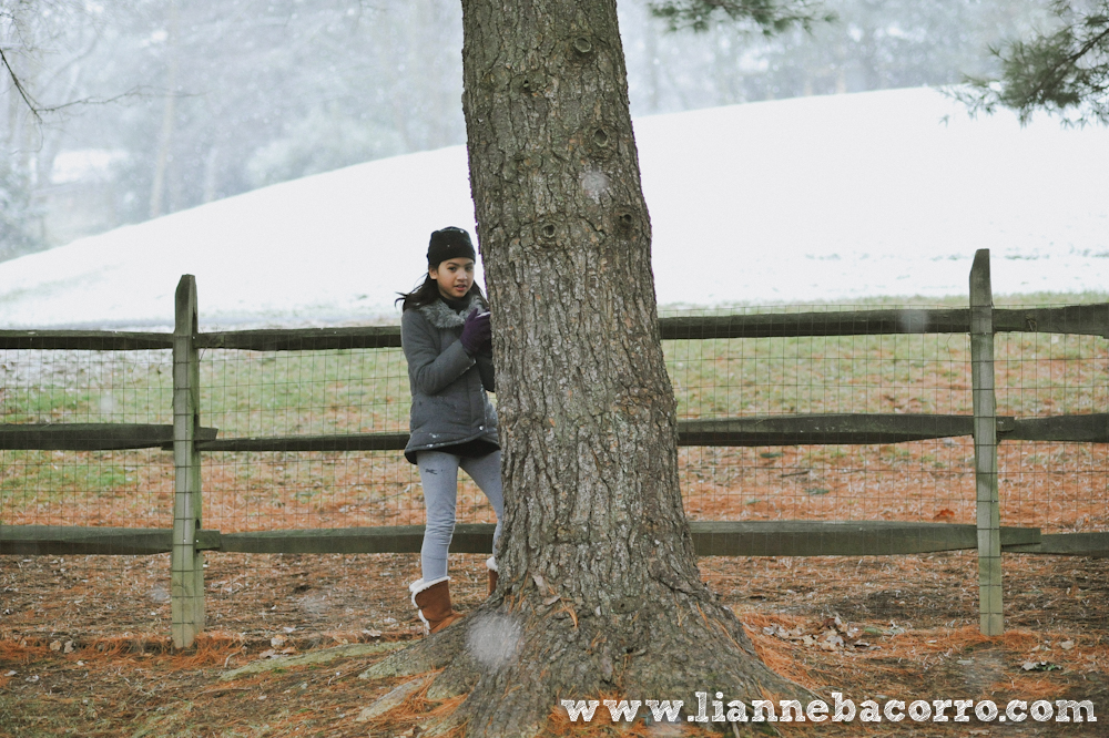 Snow in Maryland - family portraits - Lianne Bacorro Photography-11