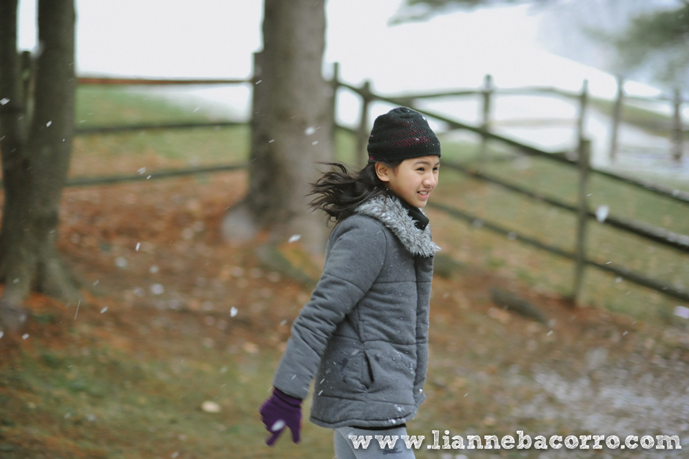 Snow in Maryland - family portraits - Lianne Bacorro Photography-12