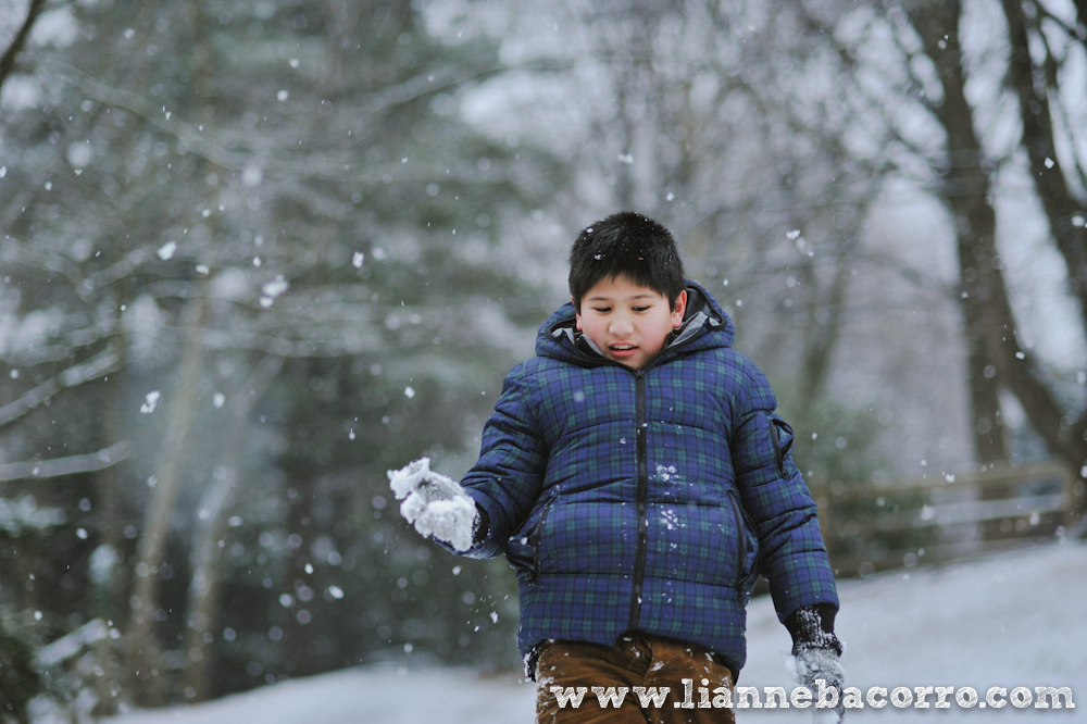 Snow in Maryland - family portraits - Lianne Bacorro Photography-43