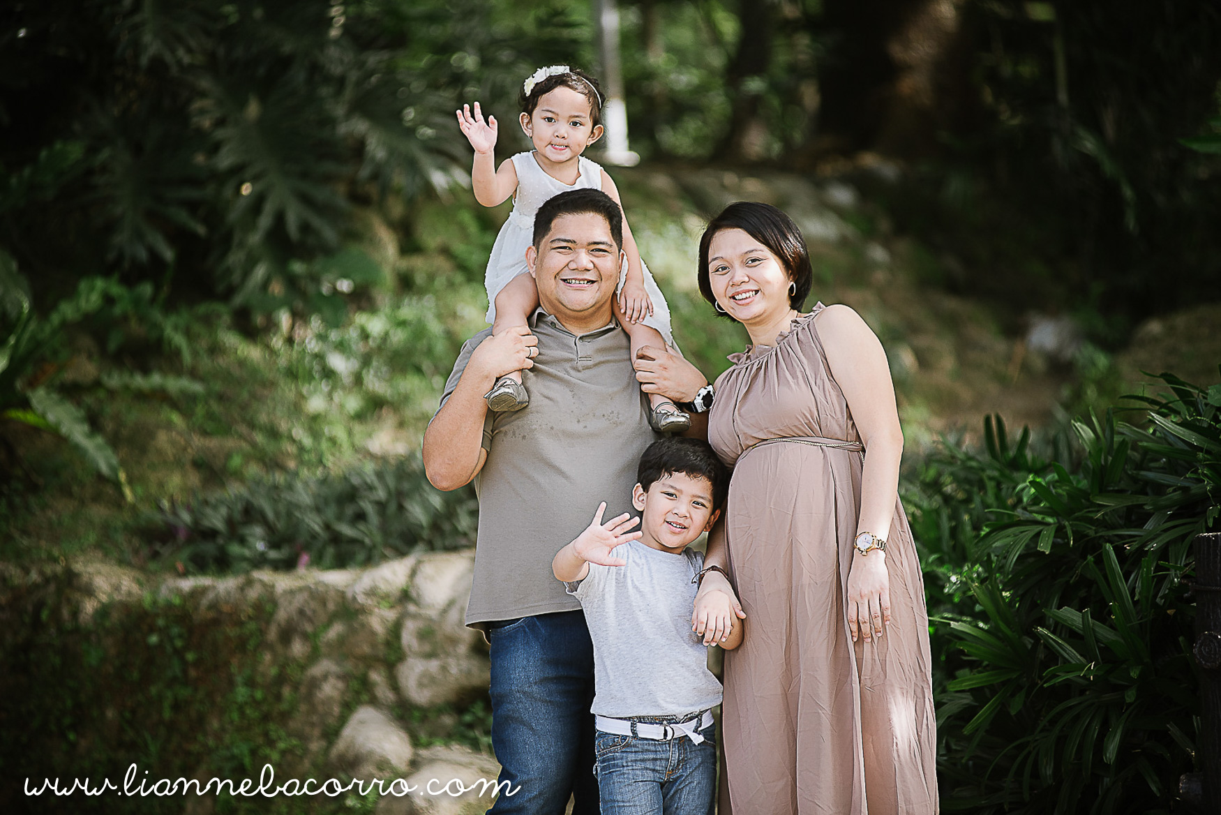 Lifestyle Maternity Family Photography by Lianne Bacorro-13