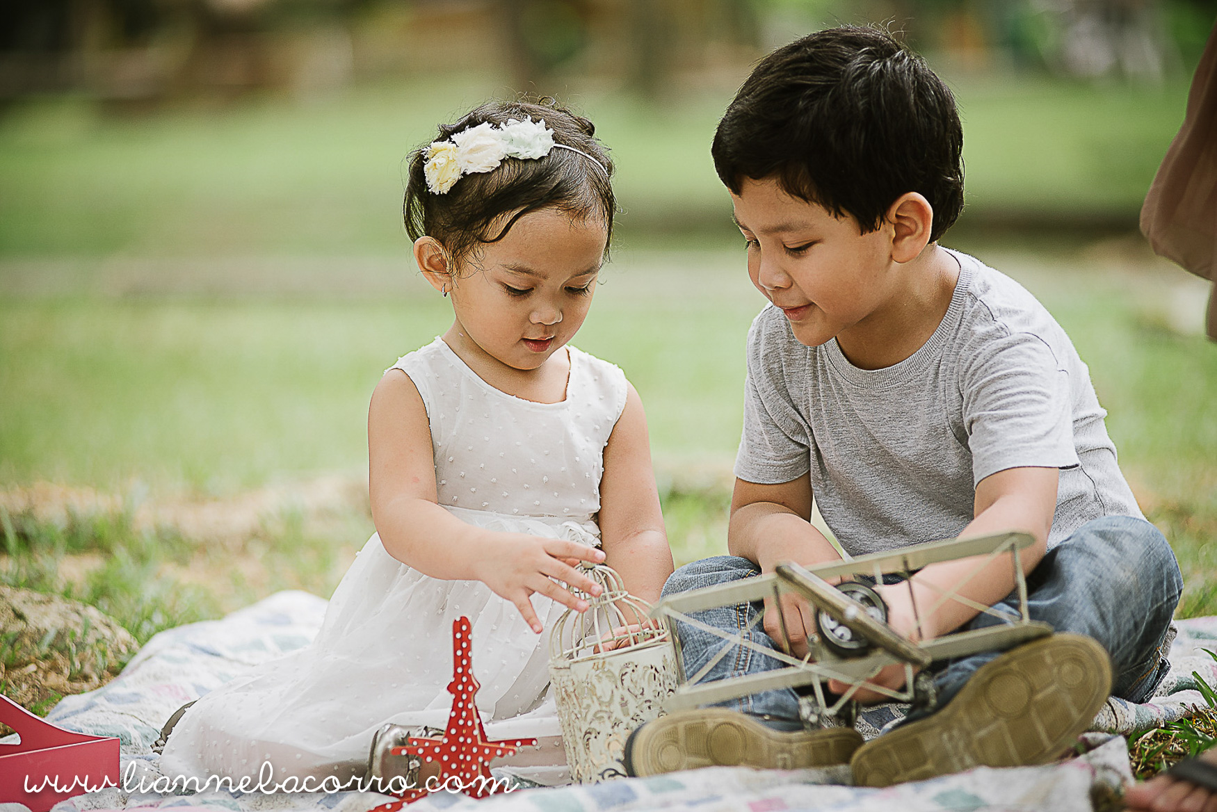 Lifestyle Maternity Family Photography by Lianne Bacorro-27