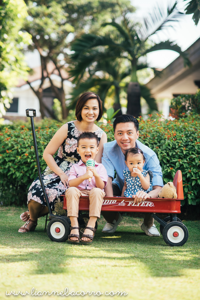 Inocencio Family - Photography by Lianne Bacorro - Family Portraits - Nina Lazaro-23