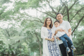 family portrait photographer maternity kasalikasan garden manila philippines